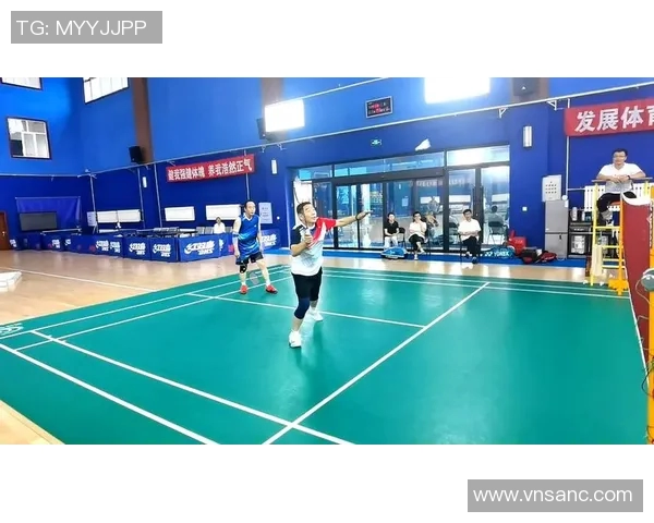 杨芳独家分享羽毛球技巧与心得助你提升竞技水平与乐趣