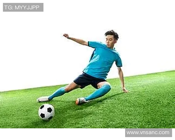 足球明星全身高清大图展示让你一览无余的球场风采与魅力